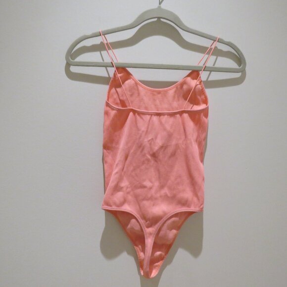 ARITZIA SUNDAY BEST Ribbed Seamless Bodysuit in Neon Sunset Stretch Feminine M/L - Picture 9 of 13